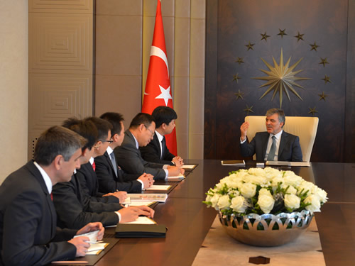 President Gül Receives Ping of Huawei 